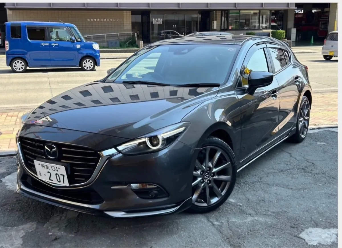 Madza Axela - Image 4