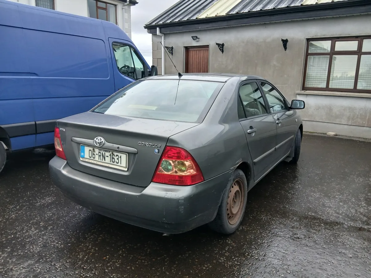 Toyota Corolla 2006 - Image 2