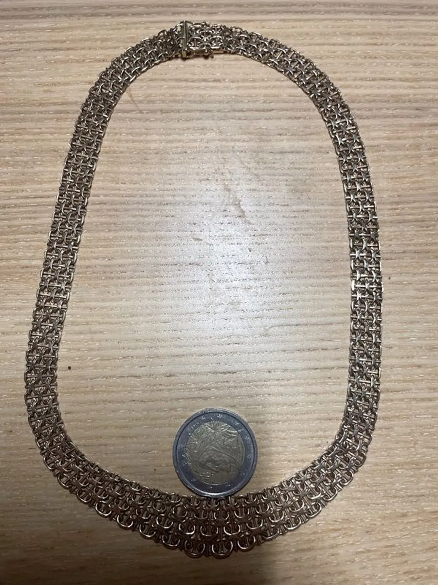 Beautiful Gold Chain 18" - Image 2