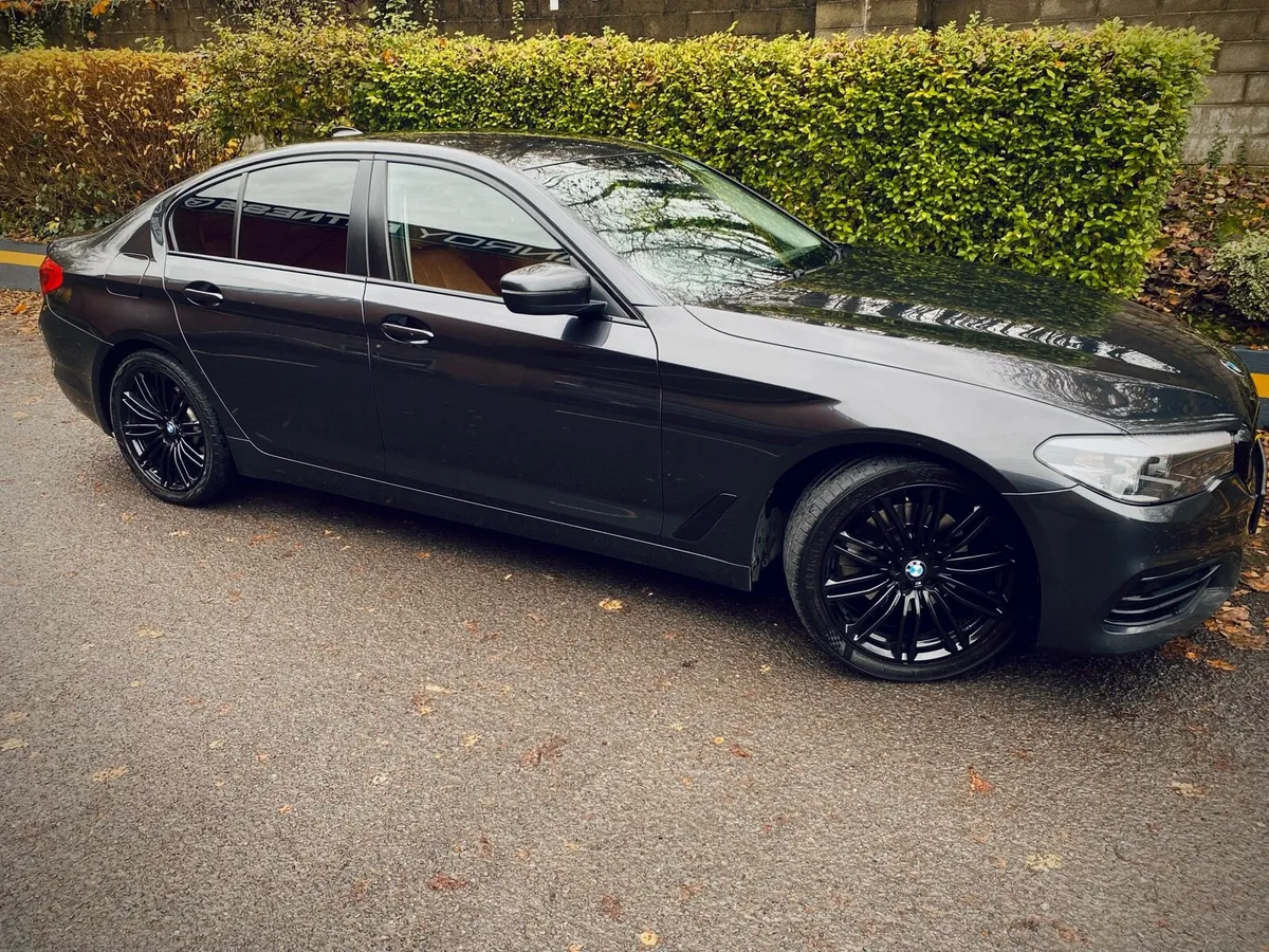 Bmw 520d 2019 - Image 4