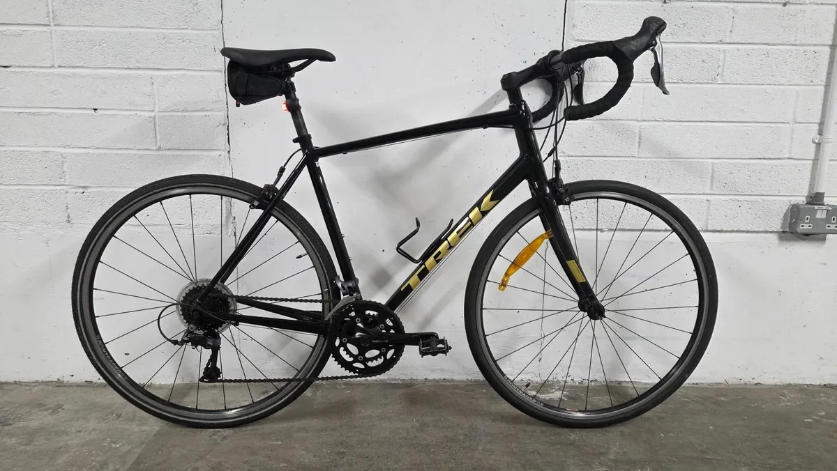 Trek Domane 2 road bike - Image 1