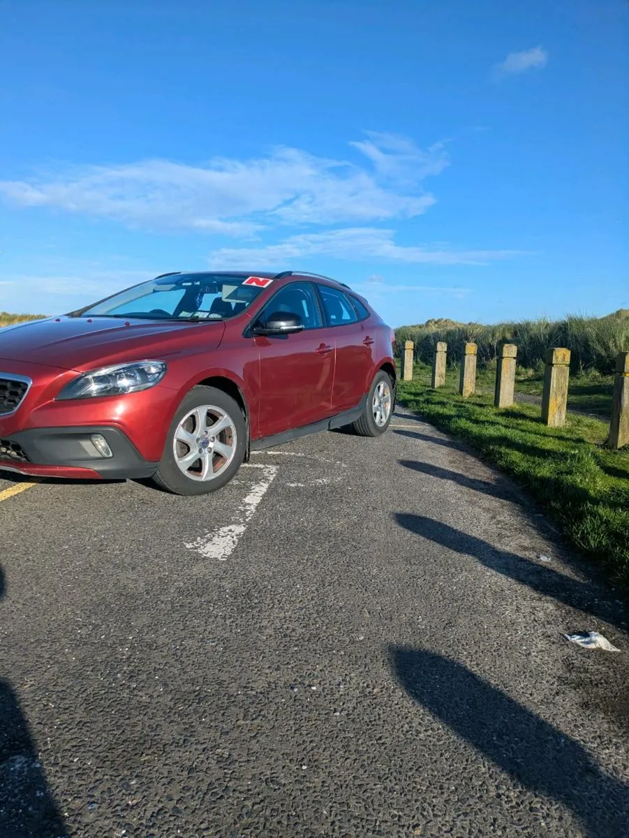 2014 Volvo V40 D2 1.6D - Image 2