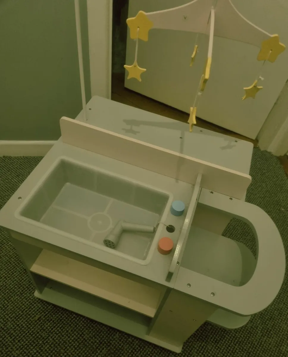 Baby station - Image 2