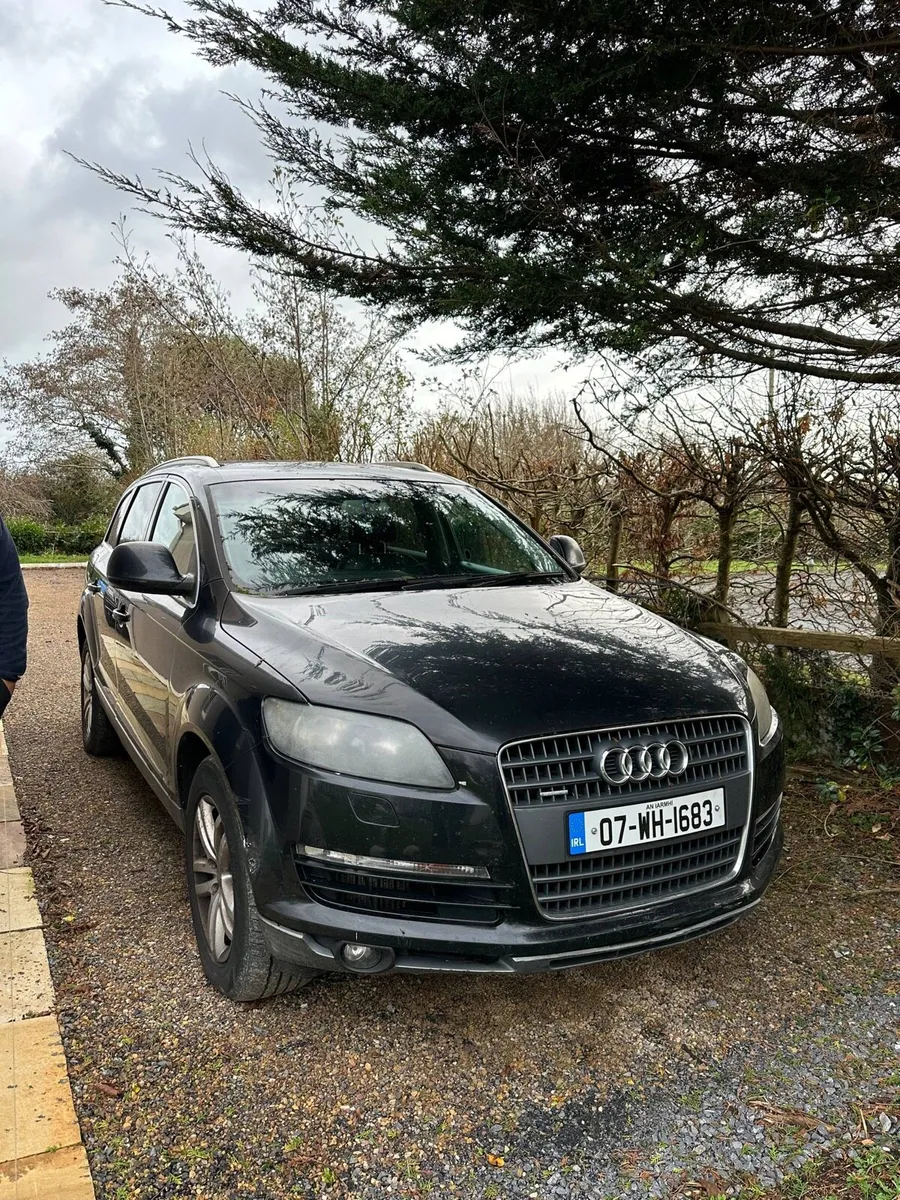Commercial 2 seats Audi Q7 3.0 TDI Quattro - Image 1