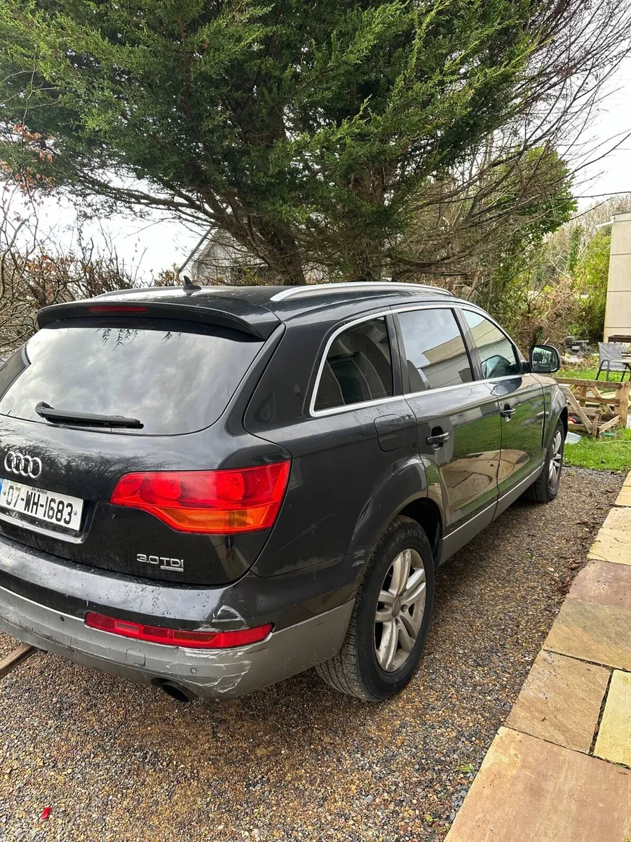 Commercial 2 seats Audi Q7 3.0 TDI Quattro - Image 2
