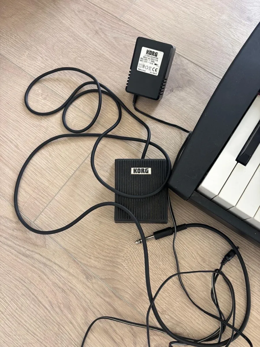 Electric Piano Korg SP200 - Image 3