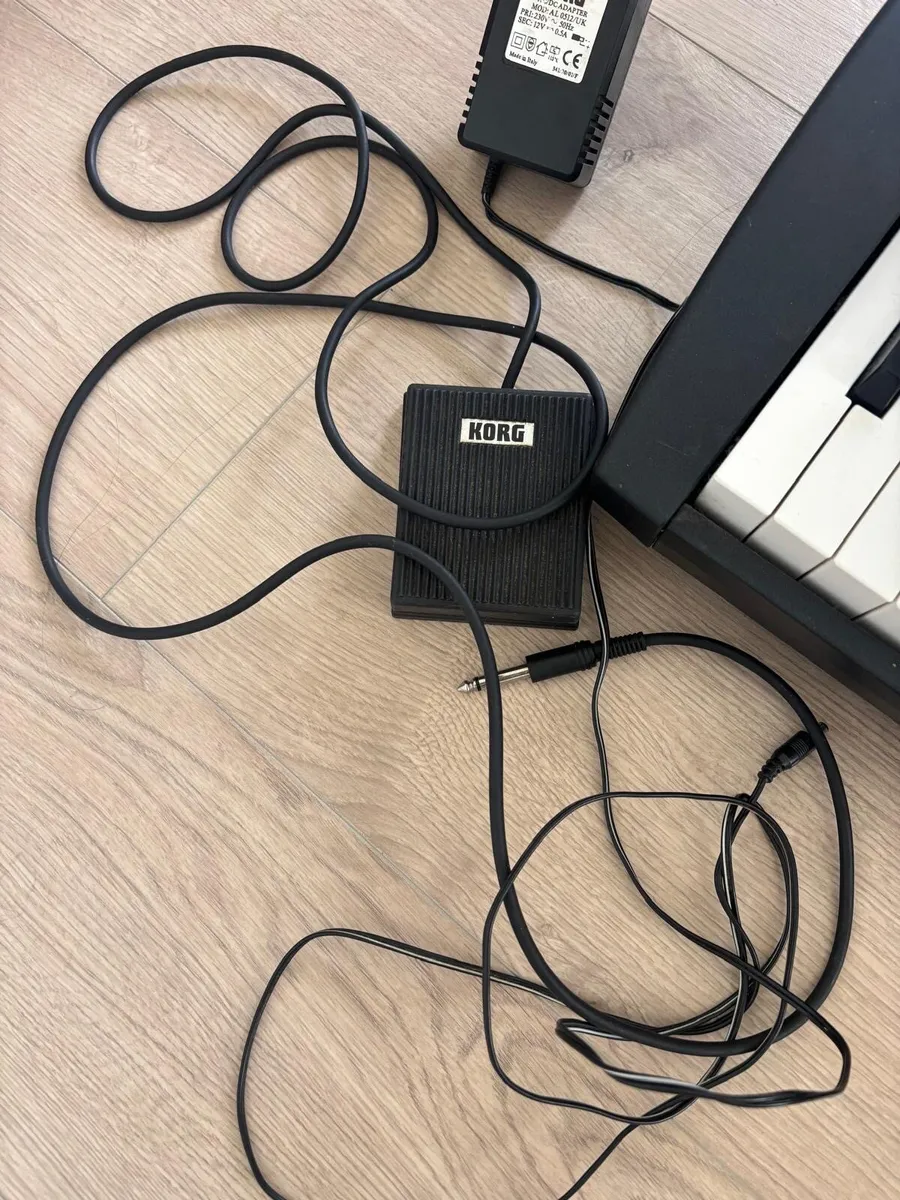 Electric Piano Korg SP200 - Image 4