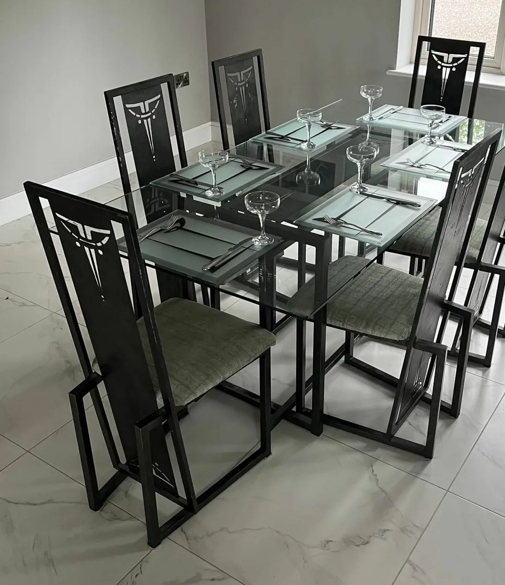 Dining table and chairs - Image 2