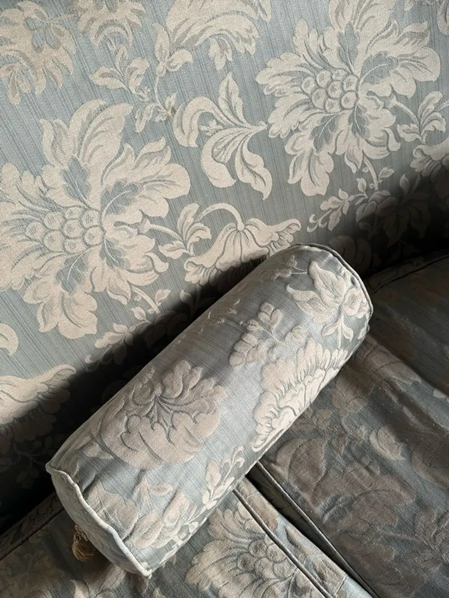 Sofa - Image 4
