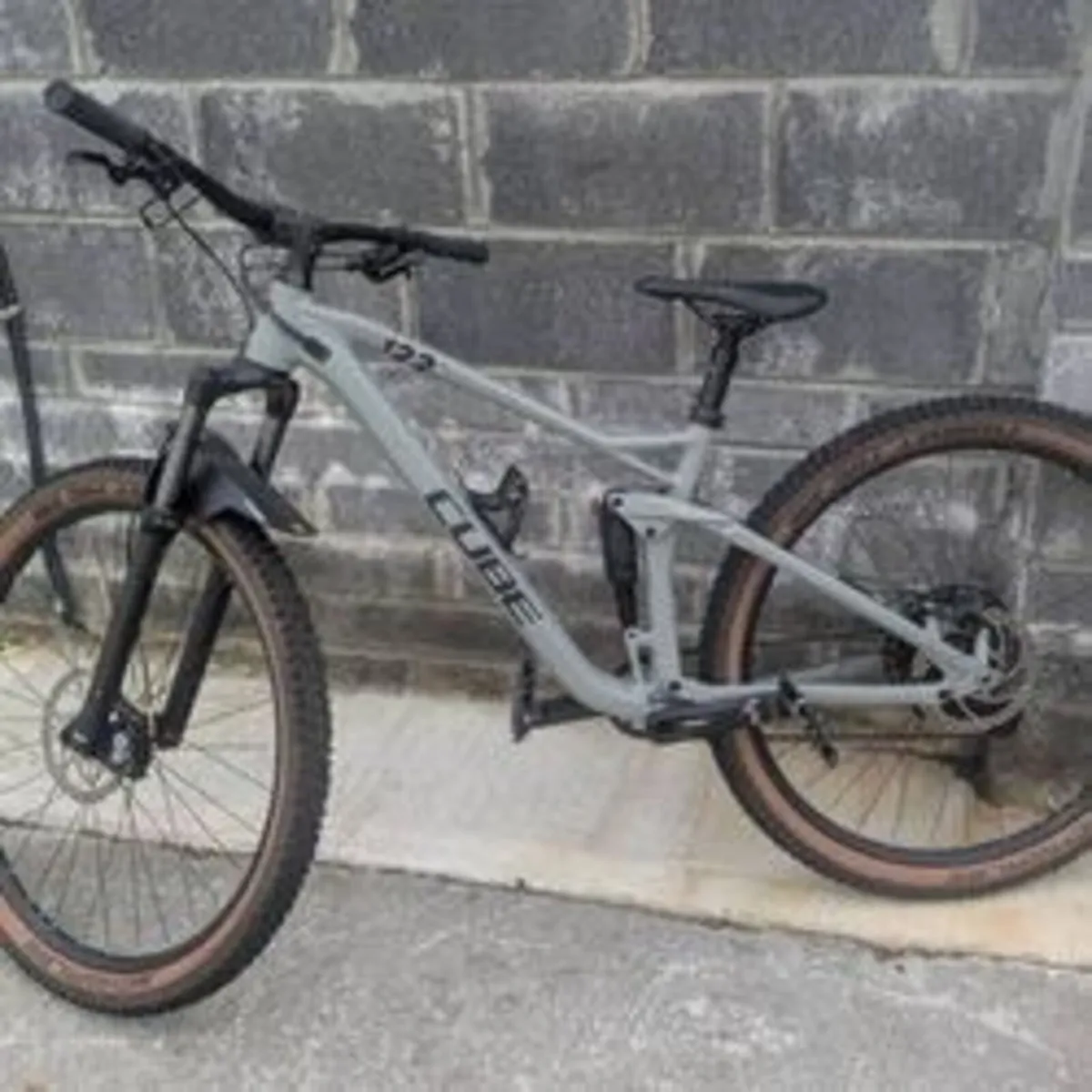 Cube stereo One 22 MTB bike - Image 1