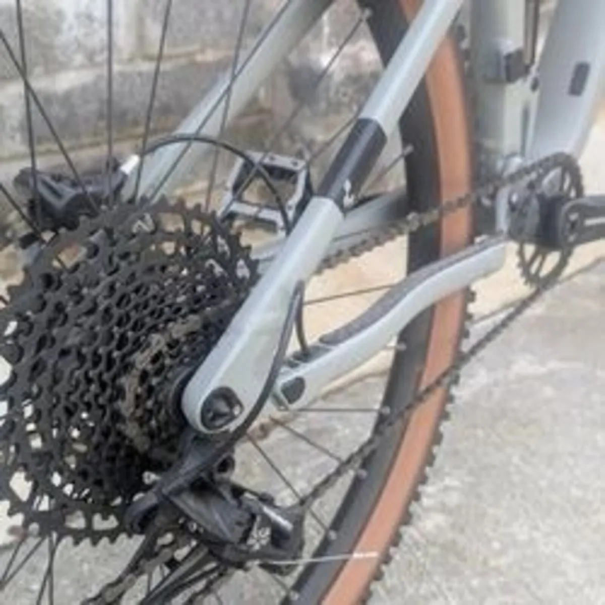 Cube stereo One 22 MTB bike - Image 4