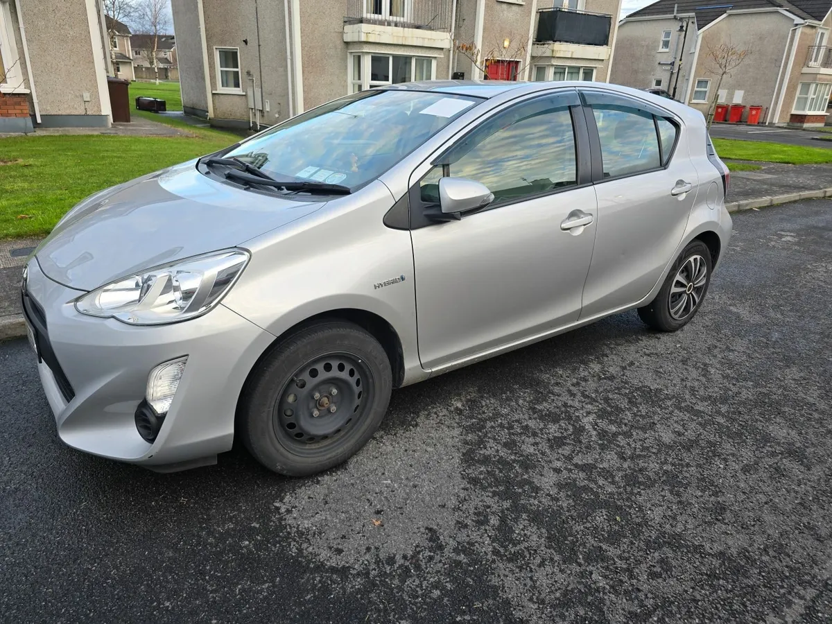 Toyota Aqua 2017 - Image 4