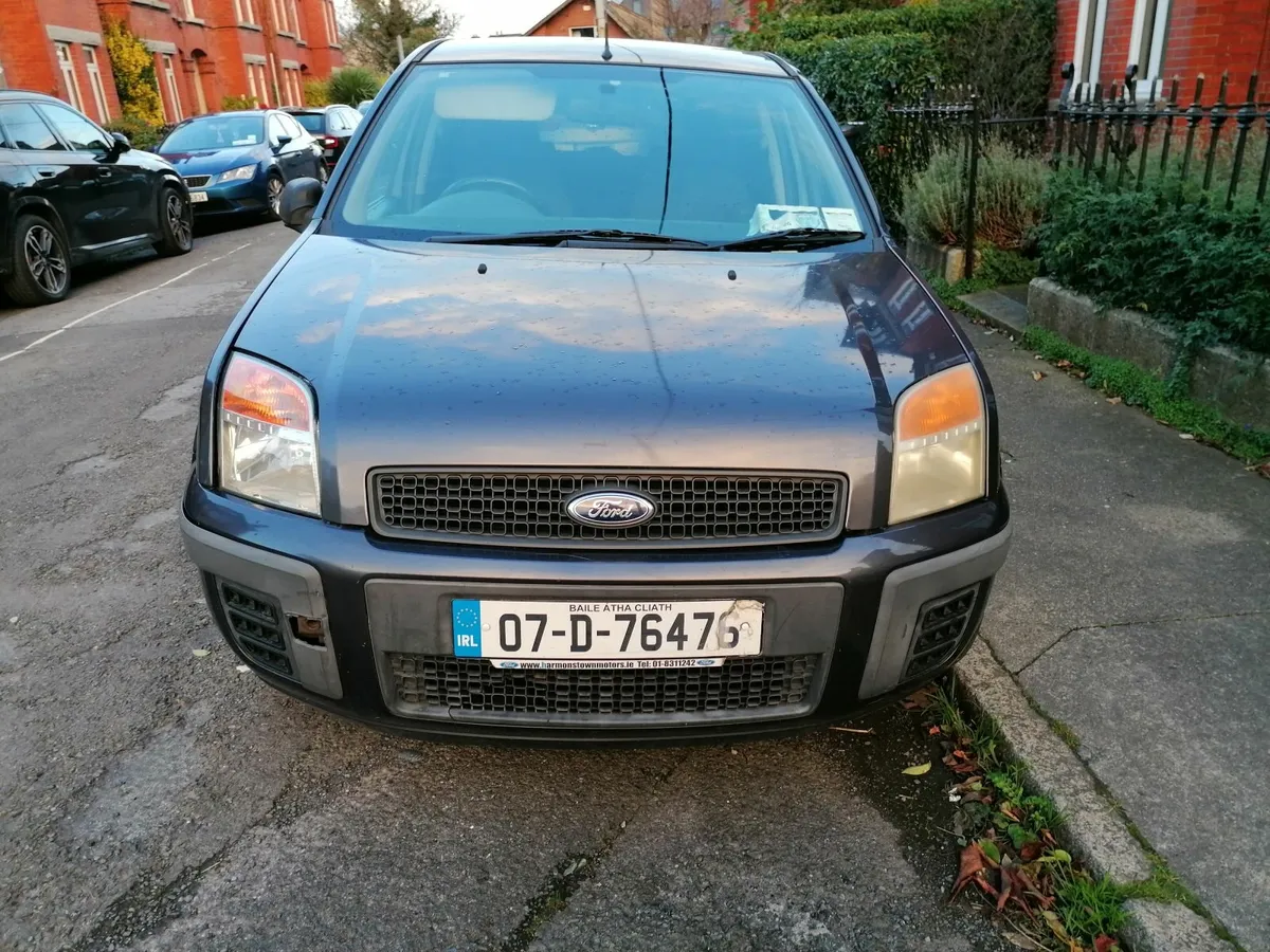 Ford Fusion 2007 - Image 2