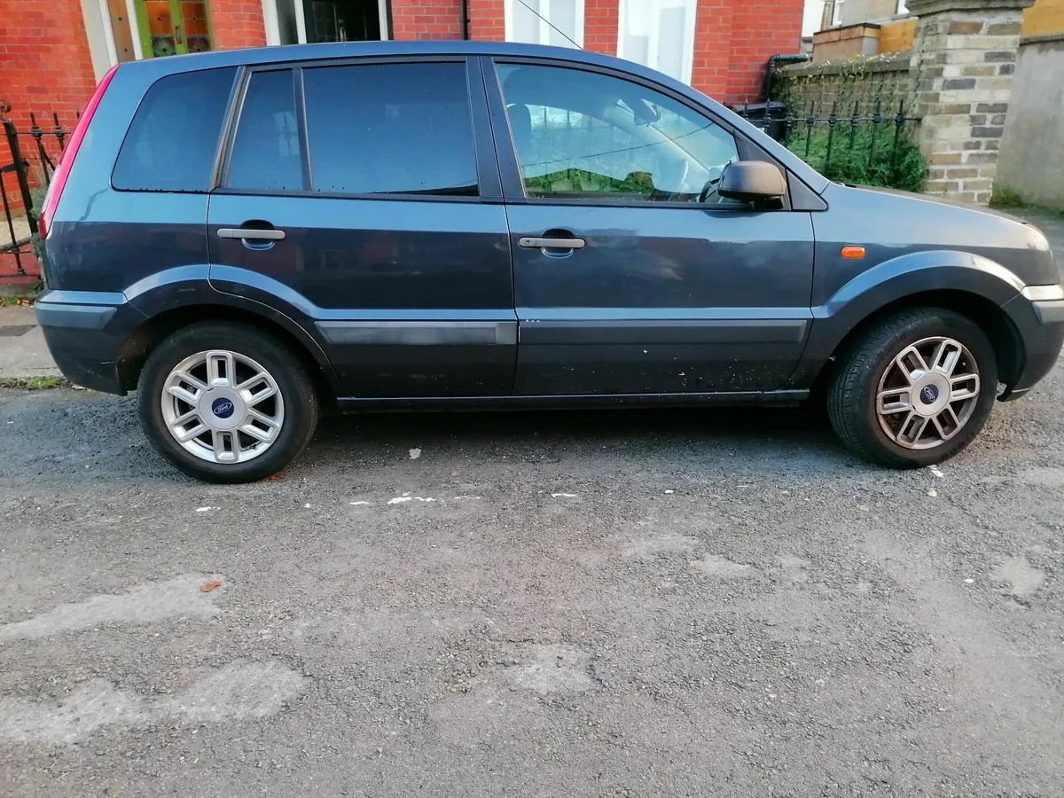 Ford Fusion 2007 - Image 3