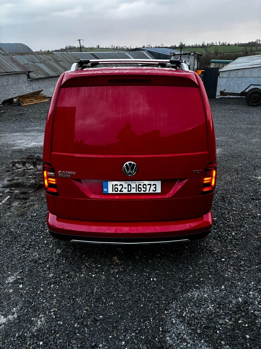 2016 (162) Volkswagen Caddy All-Track Manual - Image 3