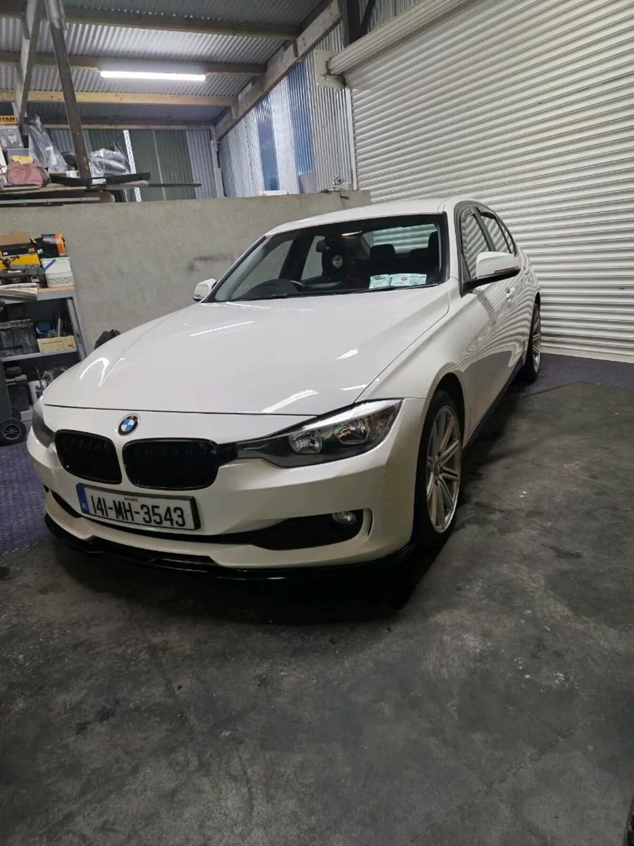Bmw f30 318 D - Image 1