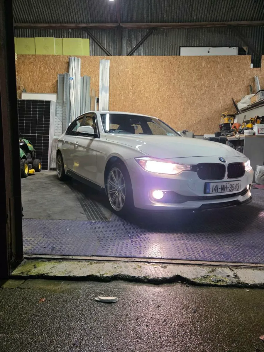 Bmw f30 318 D - Image 4