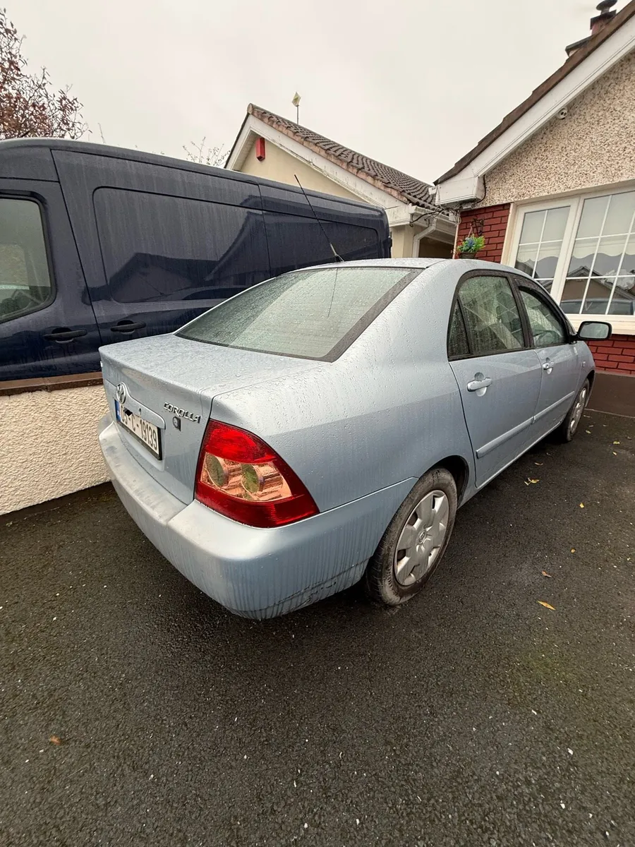 2005 Toyota Corolla - Image 3