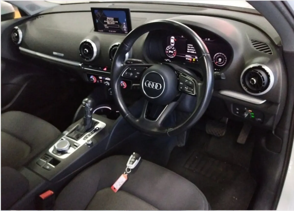 A3 Saloon Automatic - Image 4