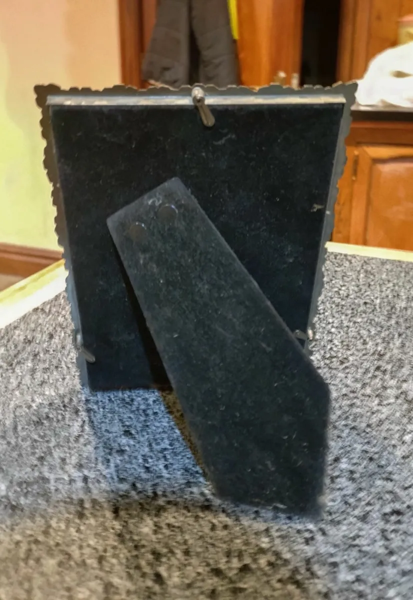 Lots Of Small Photo Frames (used). - Image 2