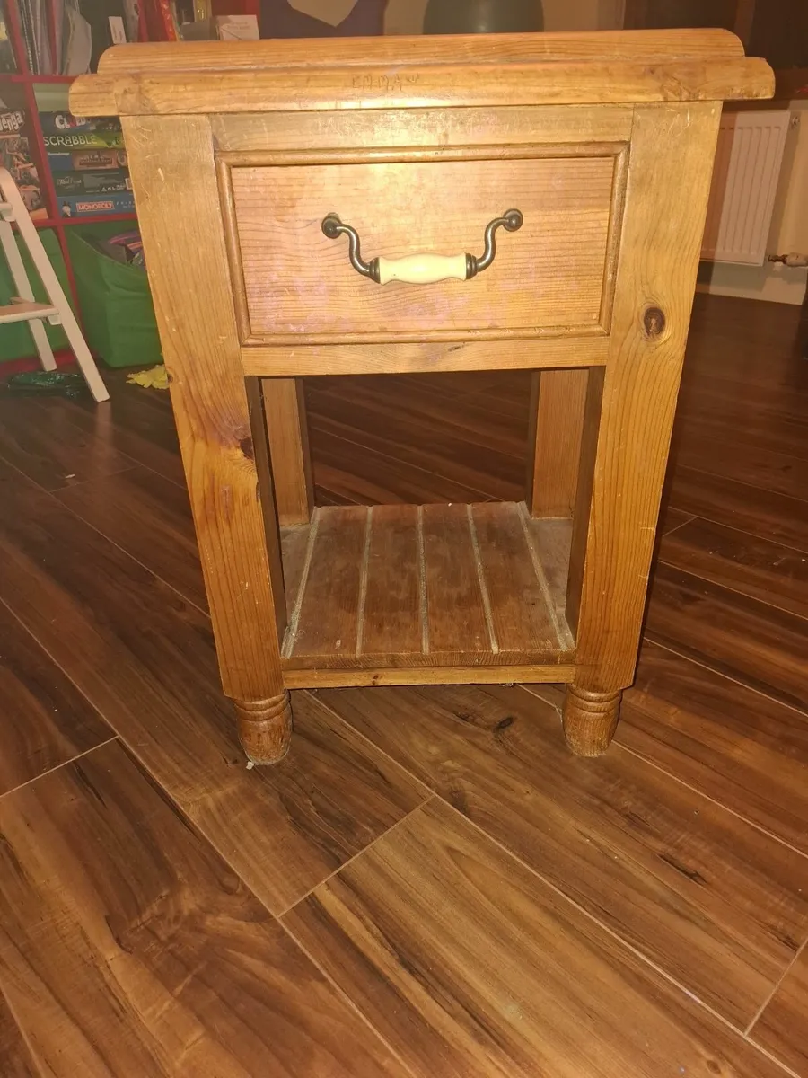 Side table - Image 1