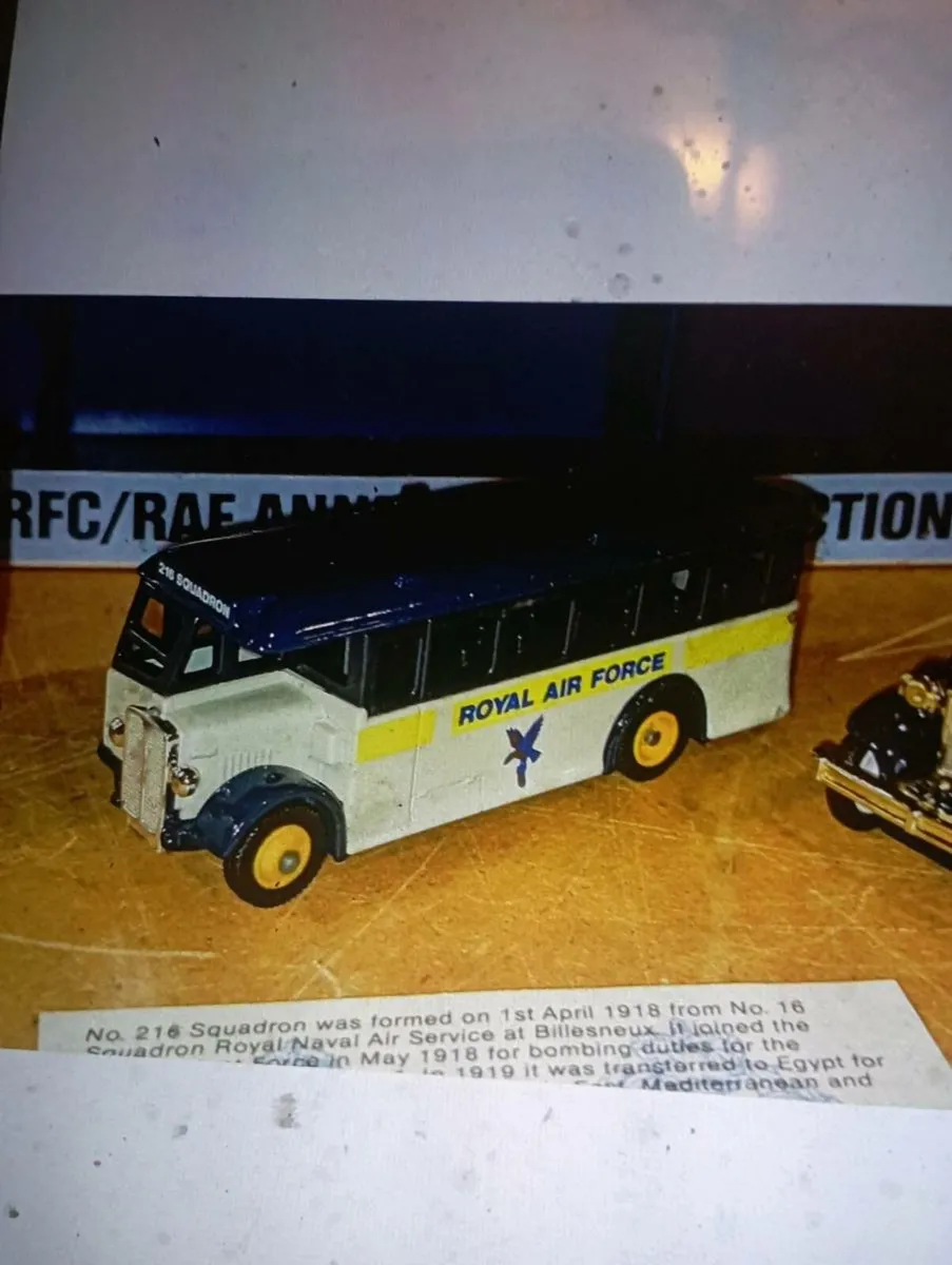 VINTAGE LlEDO DIE-CAST RAF  75th  ANNIVERSARY - Image 4