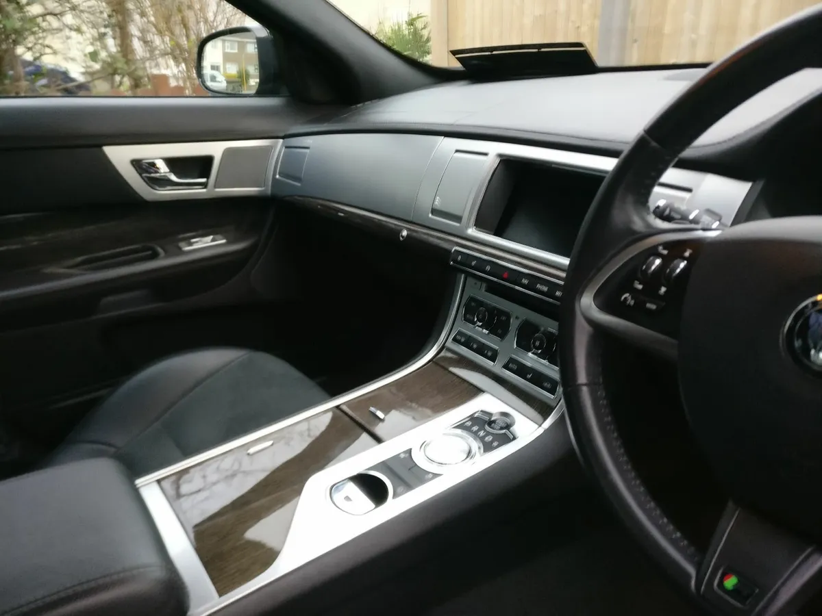 Jaguar XF 2014 Non-Runner - Image 2