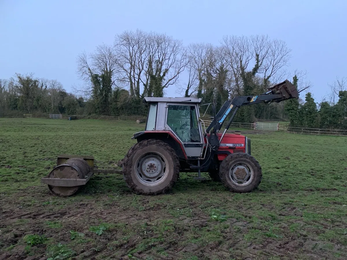 Massey Ferguson 3070 - Image 1