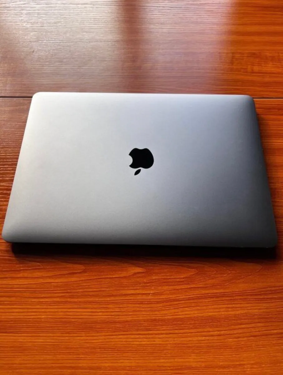 Apple MacBook Air 2019 - Open to offers - Image 3