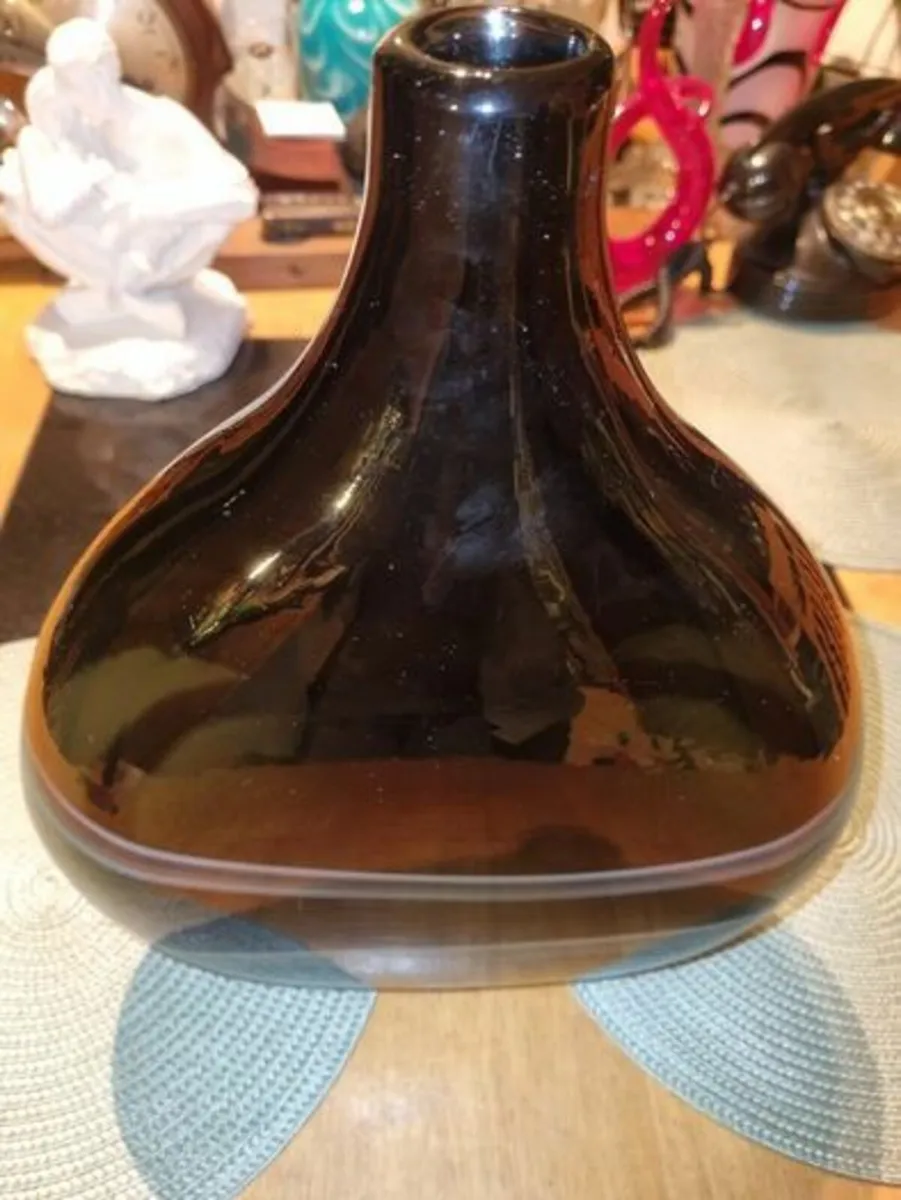 Mid-Century Modern Murano Glass Decorative Vase - Image 4