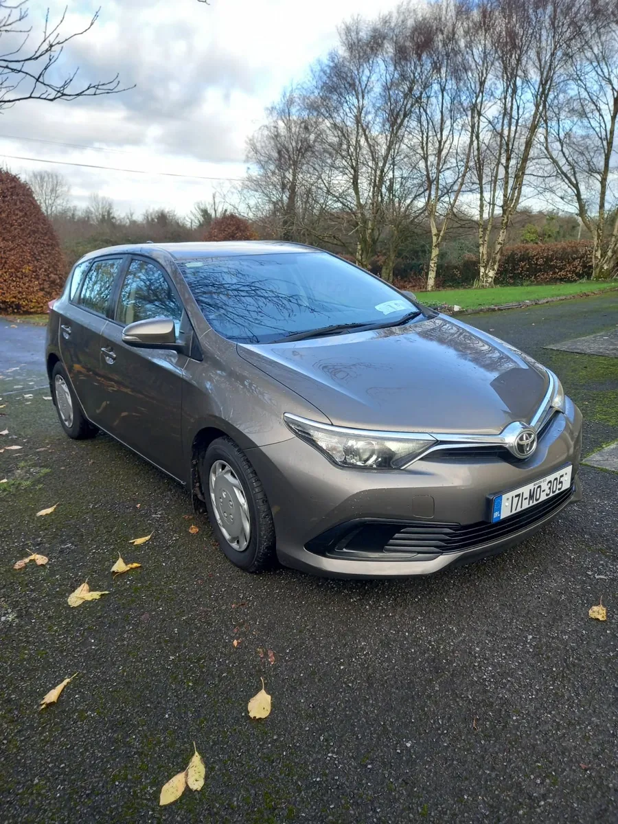 Toyota Auris 2017 1.4 D-4D Terra - Image 1