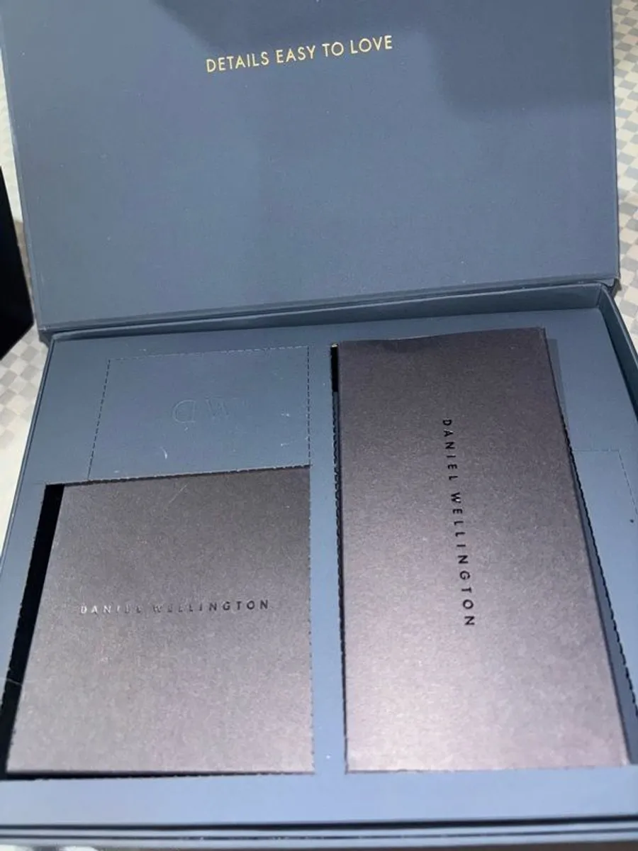 Daniel Wellington Man's Watch & Bracelet Gift Set Brand New - Image 4