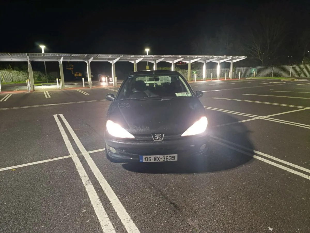 Peugeot 206 Nct 07/26 cheap tax 1.1Pet €1750 - Image 2