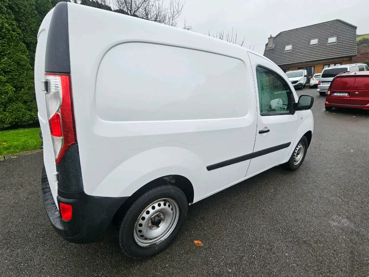 2019 renault kangoo - Image 2