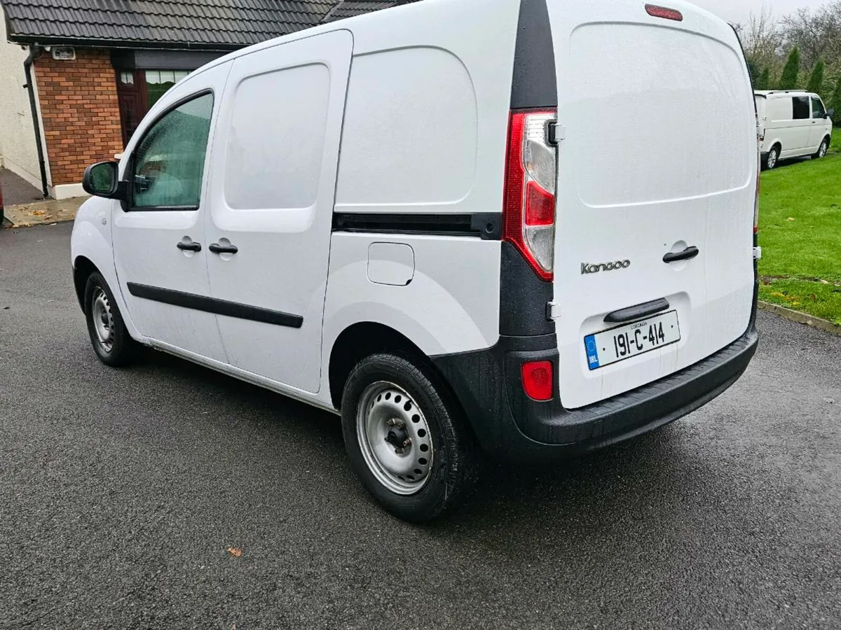 2019 renault kangoo - Image 4