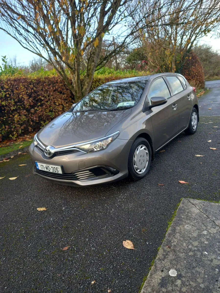 Toyota Auris 2017 1.4 D-4D Terra - Image 2