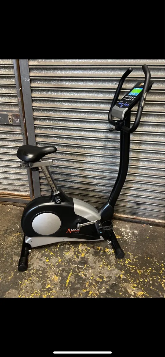 Electric Exercise bike DKN excellent condition - Image 4