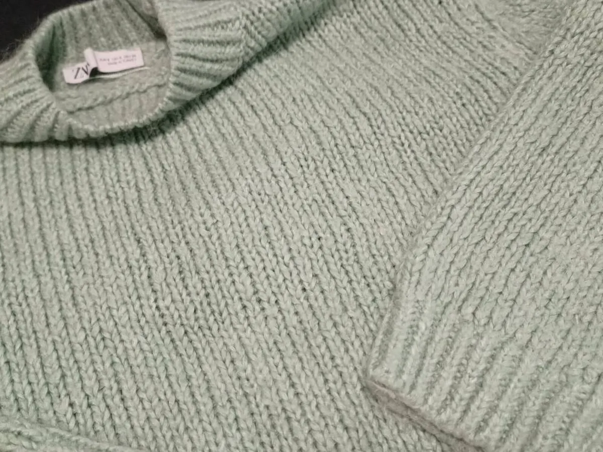Zara Green Knit Sweater - Image 2