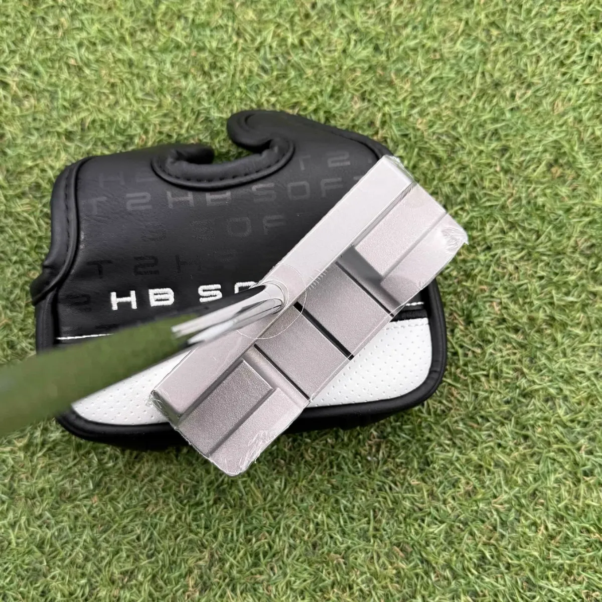 New Cleveland HB Soft 2 #8 Putter / 35″ - Image 4