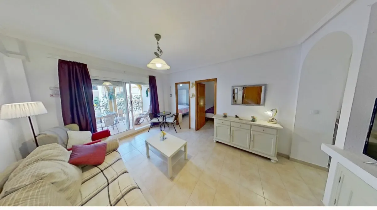 Spain holiday apartment la zenia Alicante - Image 2