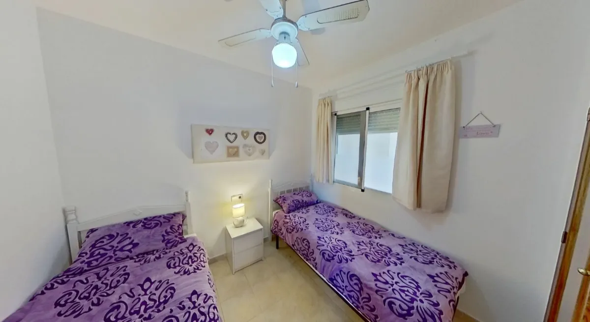 Spain holiday apartment la zenia Alicante - Image 3