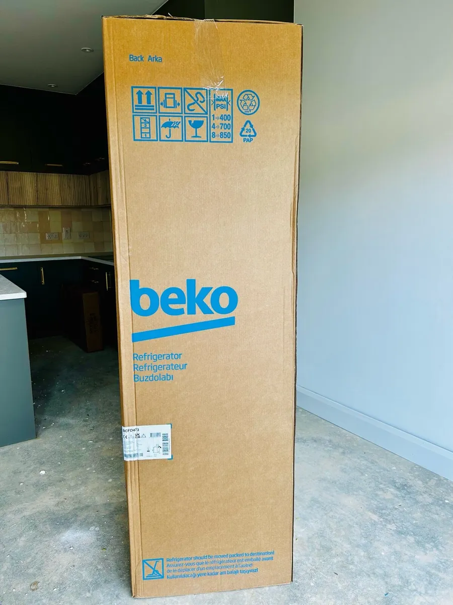 BEKO Refrigerator with Freezer - Image 1