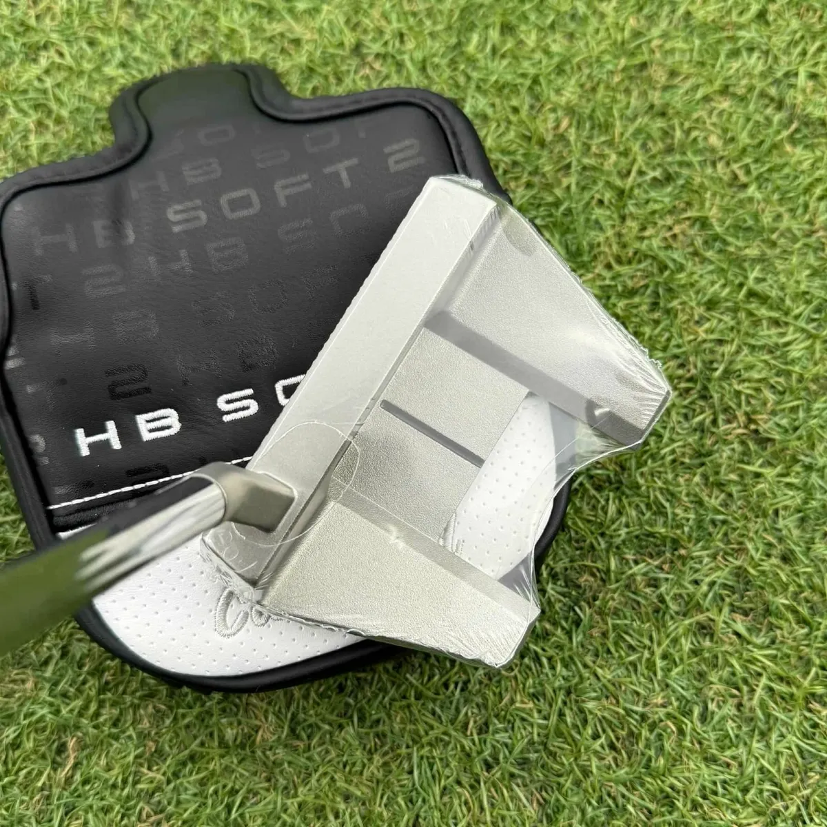 New Cleveland HB Soft 2 #11 Putter / 35″ - Image 4