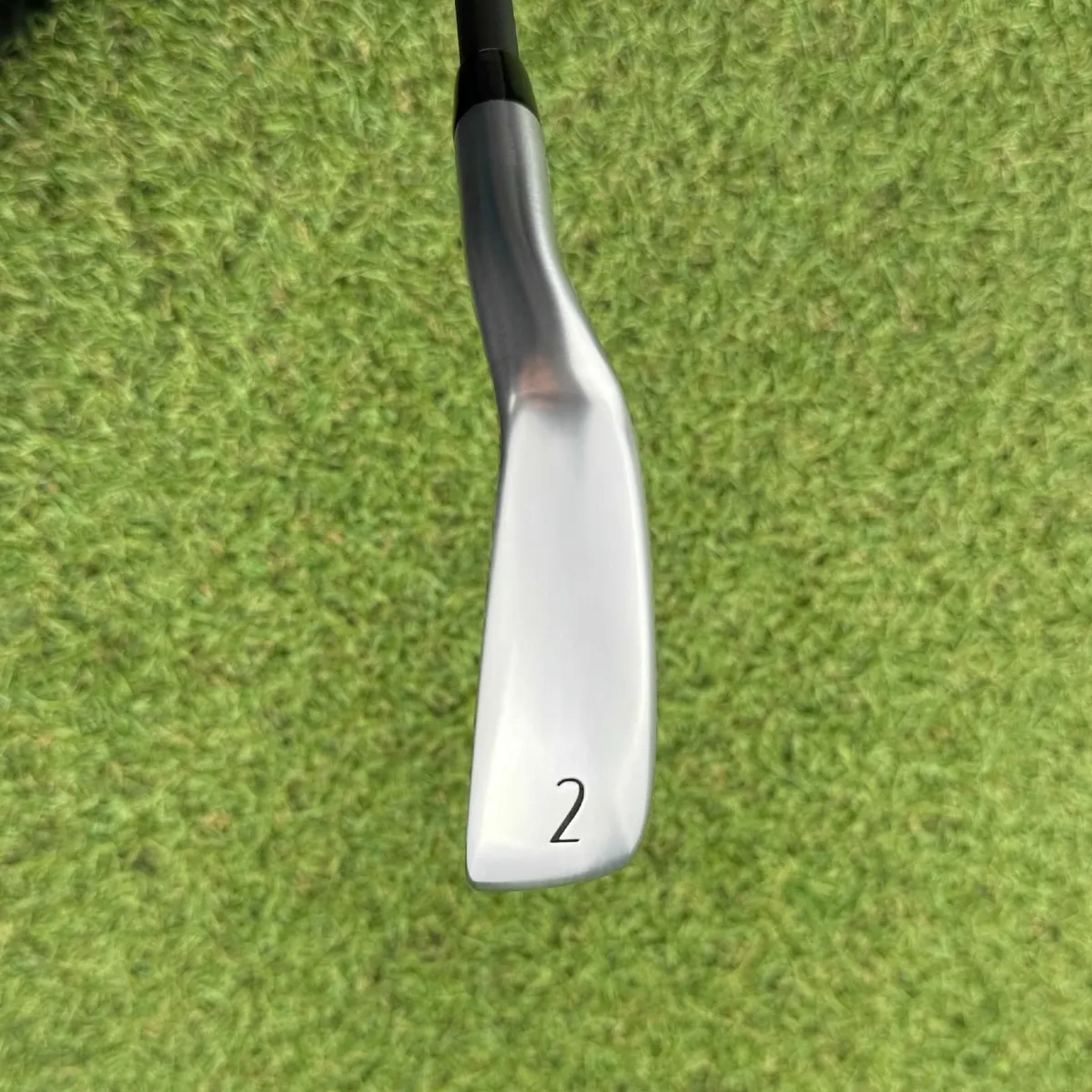 Titleist U.505 2025 Utility #2 Iron 18° / X-Stiff - Image 4