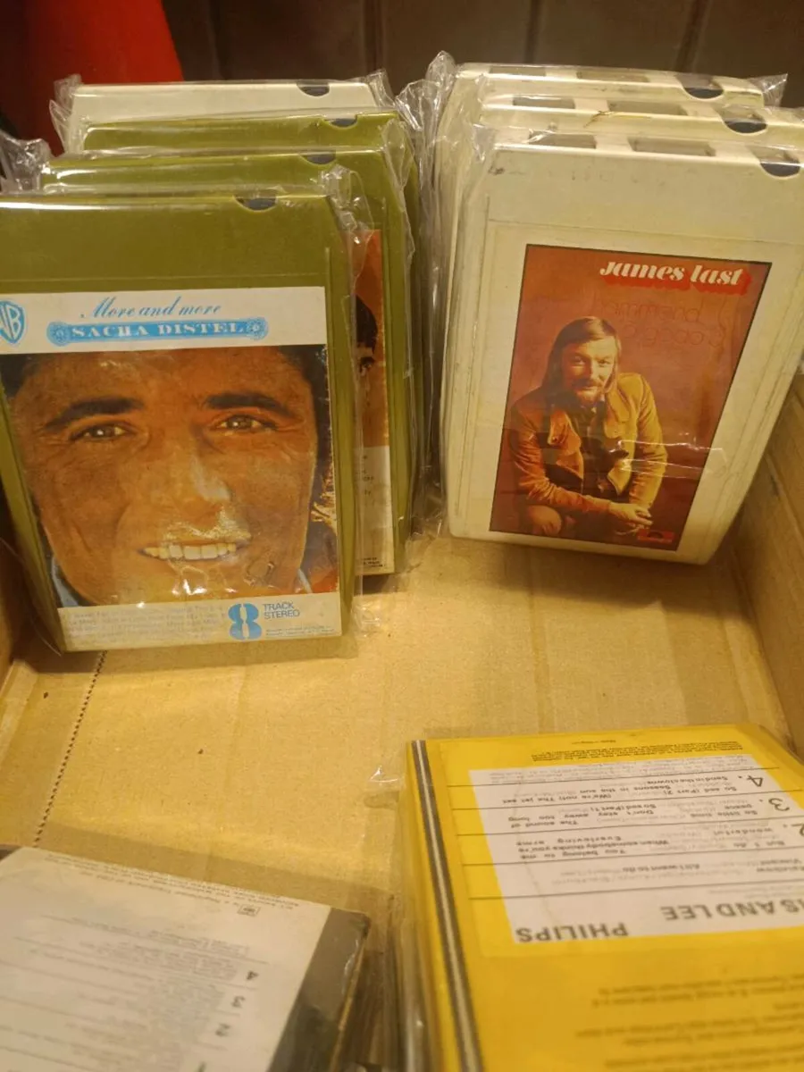 8 track tapes - Image 2