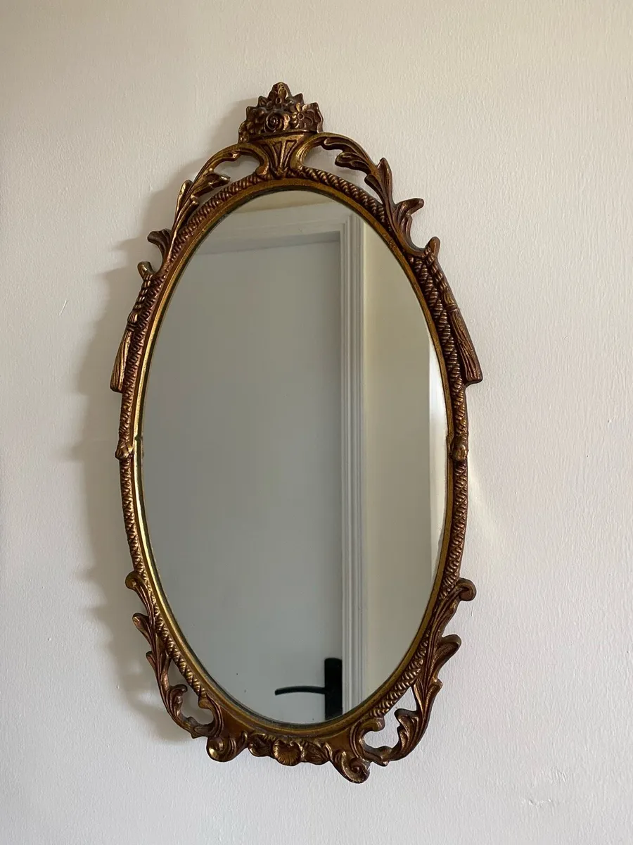Antique Gold mirror - Image 1