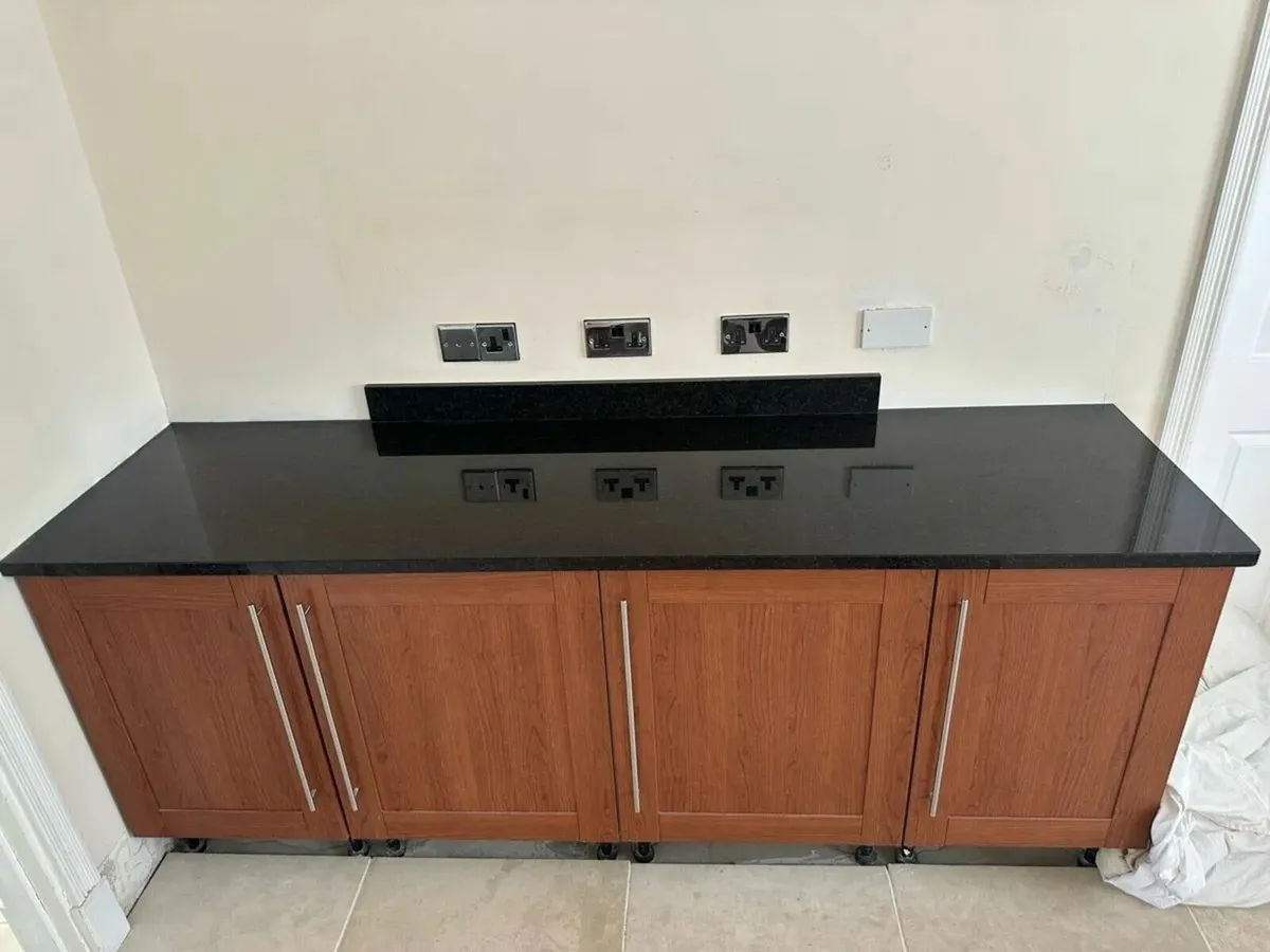 Kitchen Granite Worktop - Image 4