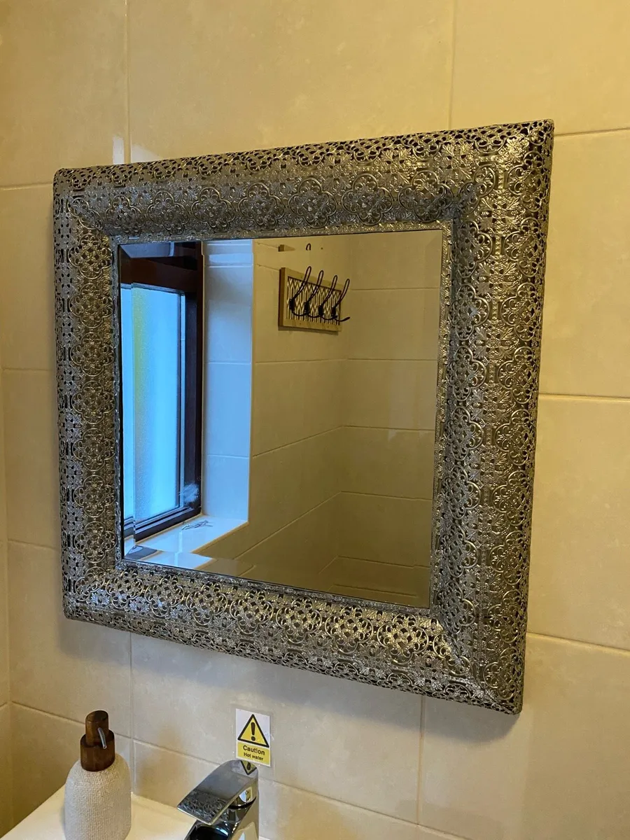 Silver mirror 48x48cm - Image 1