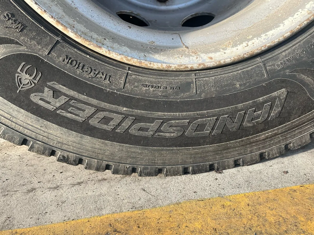 4x 295-80-R22.5 Drives - Image 3