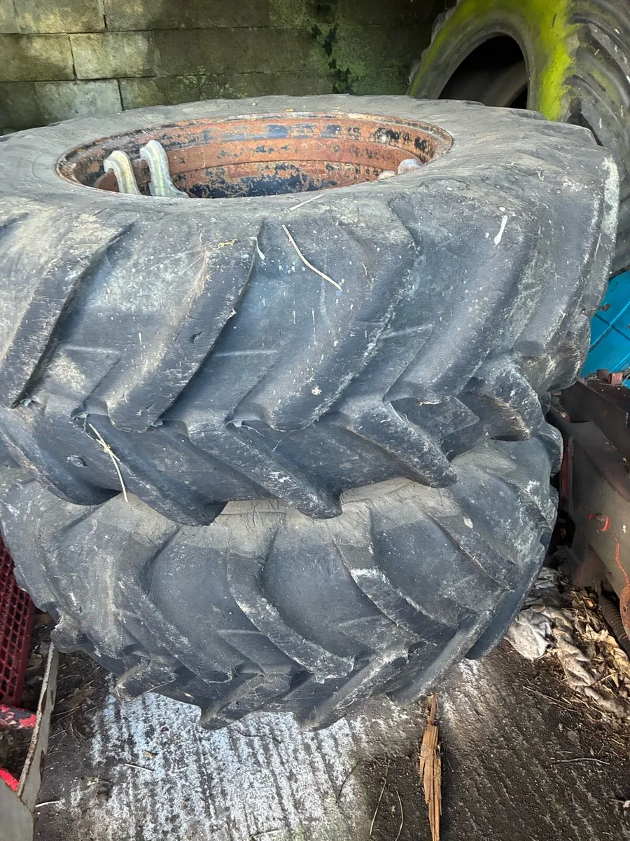 Dual  wheels/ weights - Image 1